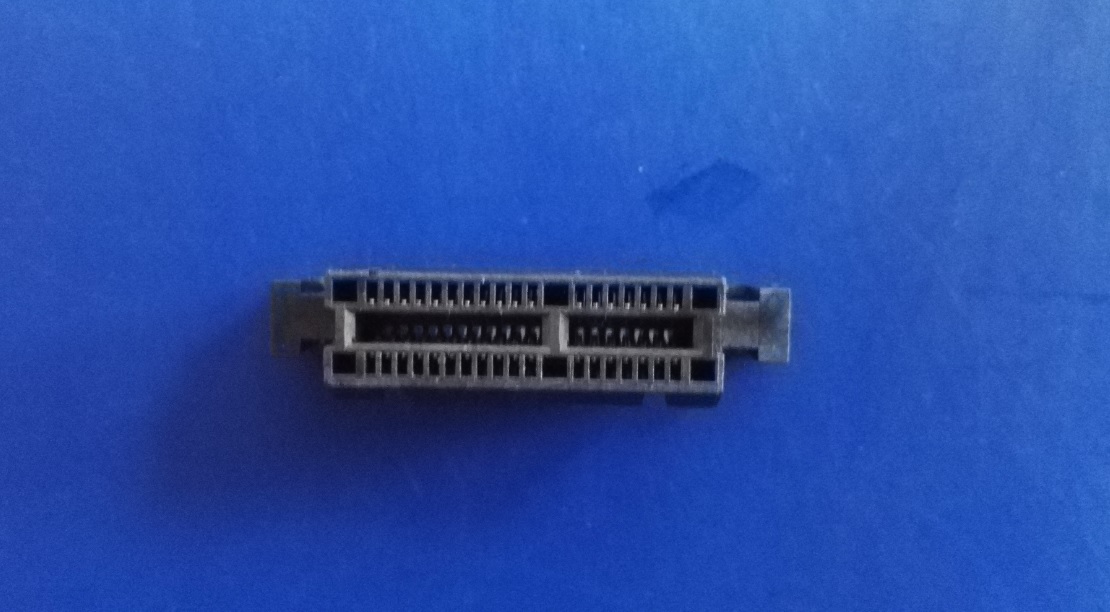 EAST-03601A06K1CR PCIE 36P（X1）夾板式帶螺絲孔帶定位柱